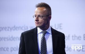 Сийярто подчеркнул, что просит всех "быть осторожными по поводу появления таких новостей в украинской пропаганде"