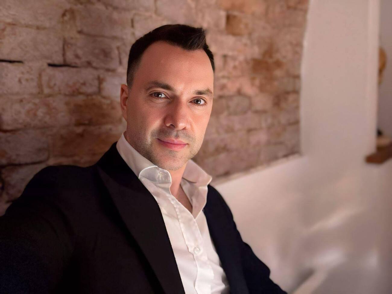 Канал Арестовича заблокировали в Украине