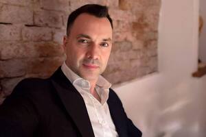 Канал Арестовича заблокировали в Украине