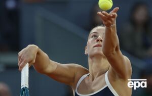 Костюк пожала руку россиянке, сменившей гражданство