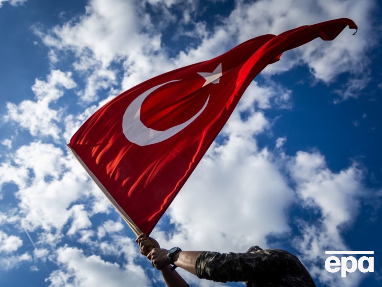 По данным росСМИ, российские переговорщики уже на пути в Турцию