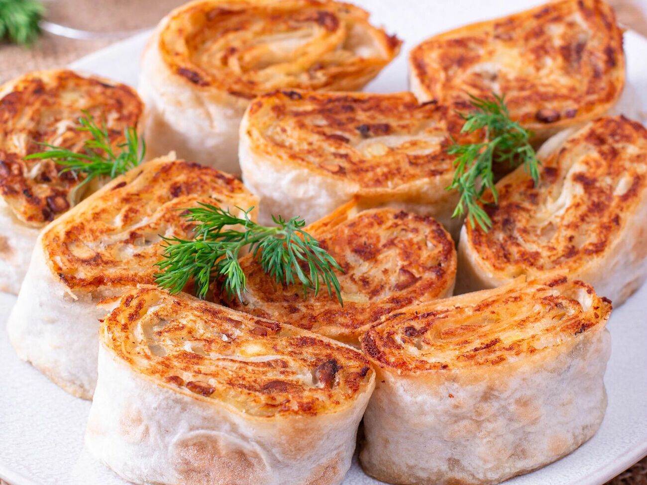 Для блюда вам понадобятся пять круглых лавашей