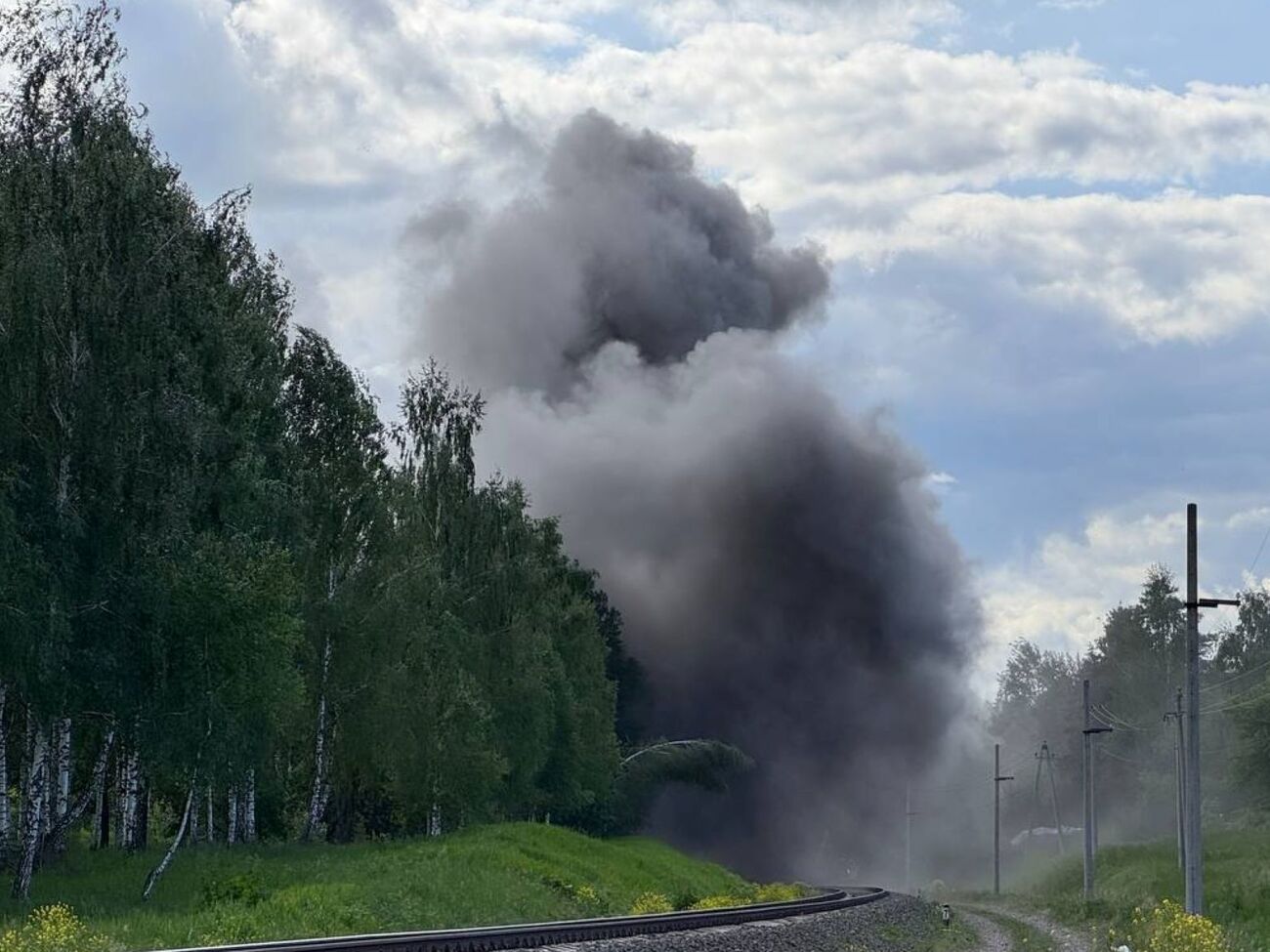 Мост в Брянской области полностью разрушен