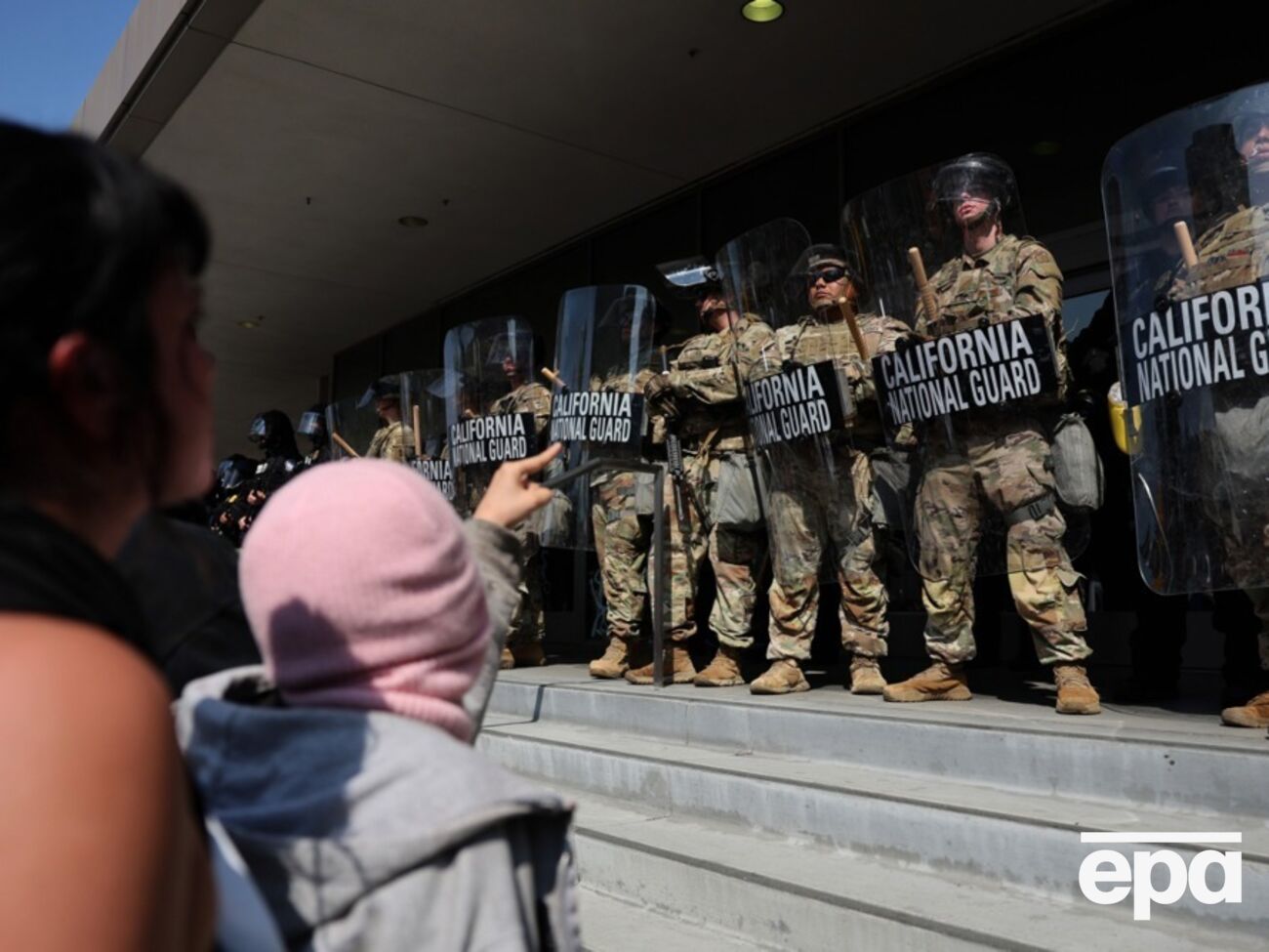 Трамп пообіцяв, що протестувальникам "дістанеться більше"