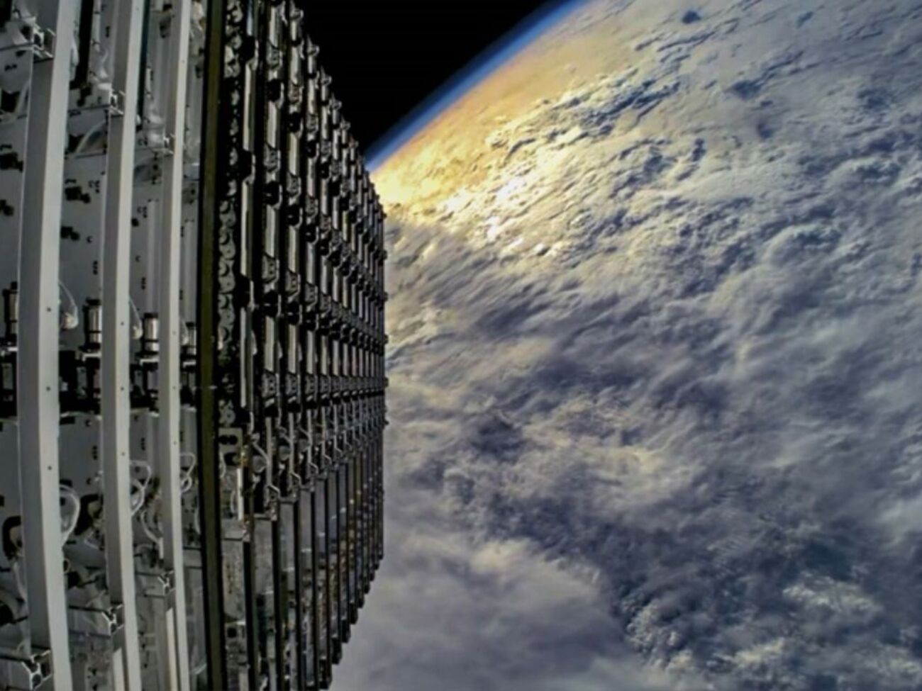 Супутники заважають телескопам отримувати точні дані