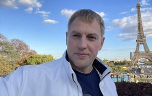 Осєчкін зазначив, що родичі Путіна зростали у Франції