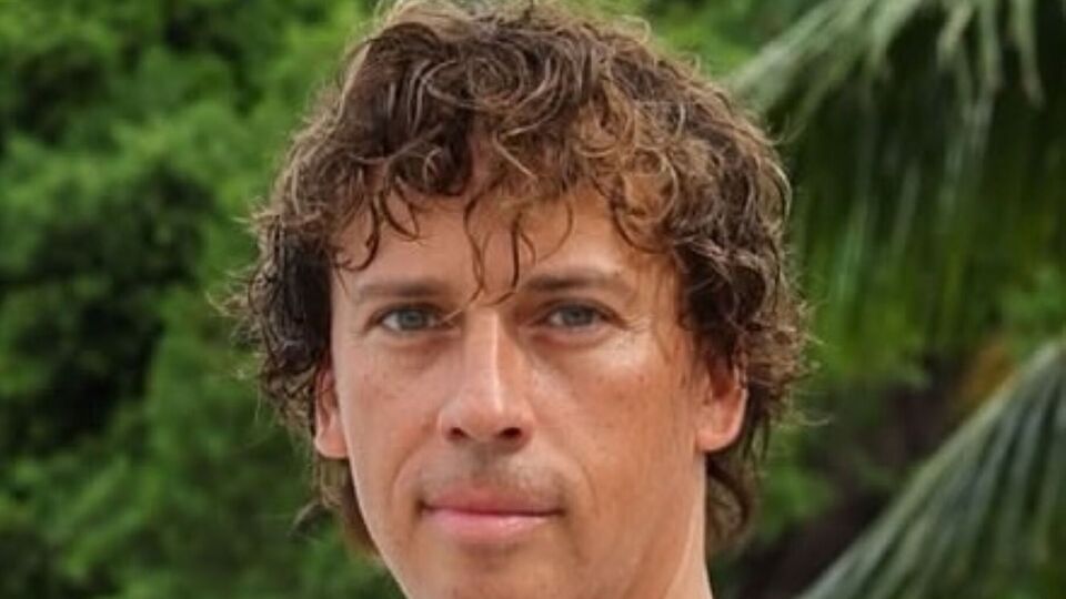 Галкин воспитывает двоих детей