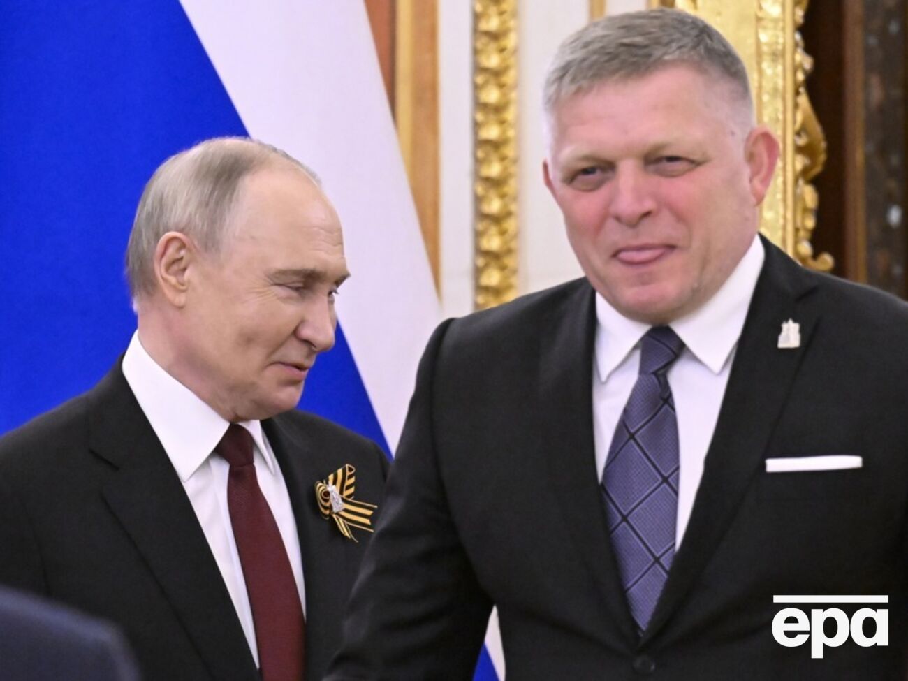 По словам словацкого премьера (на фото справа), его страна не поддержит 18-й пакет санкций ЕС против РФ