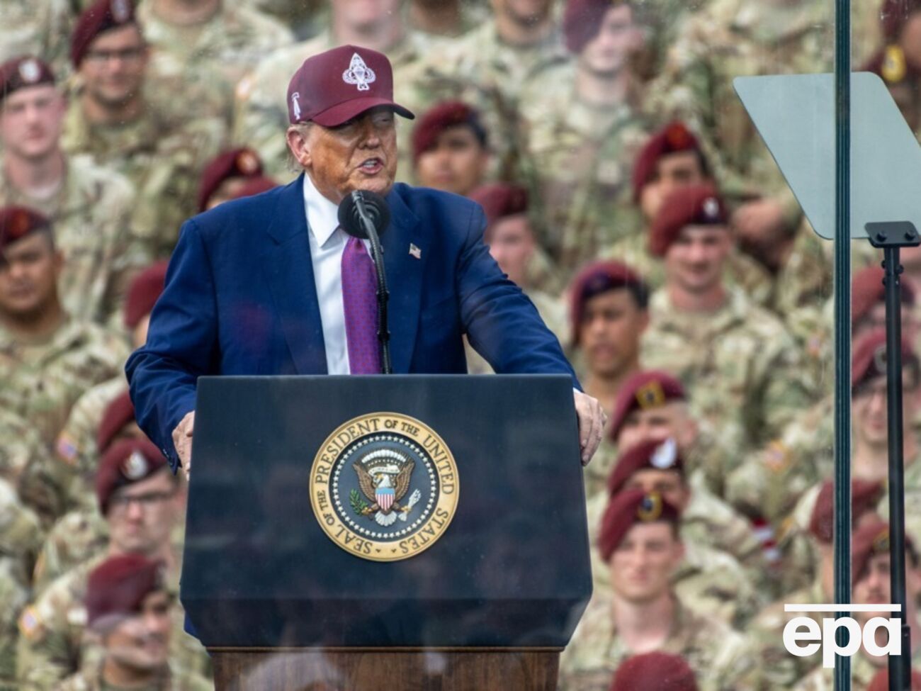 Джерела ЗМІ повідомили, що Трамп планує розпочати переміщення до Гуантанамо цього тижня