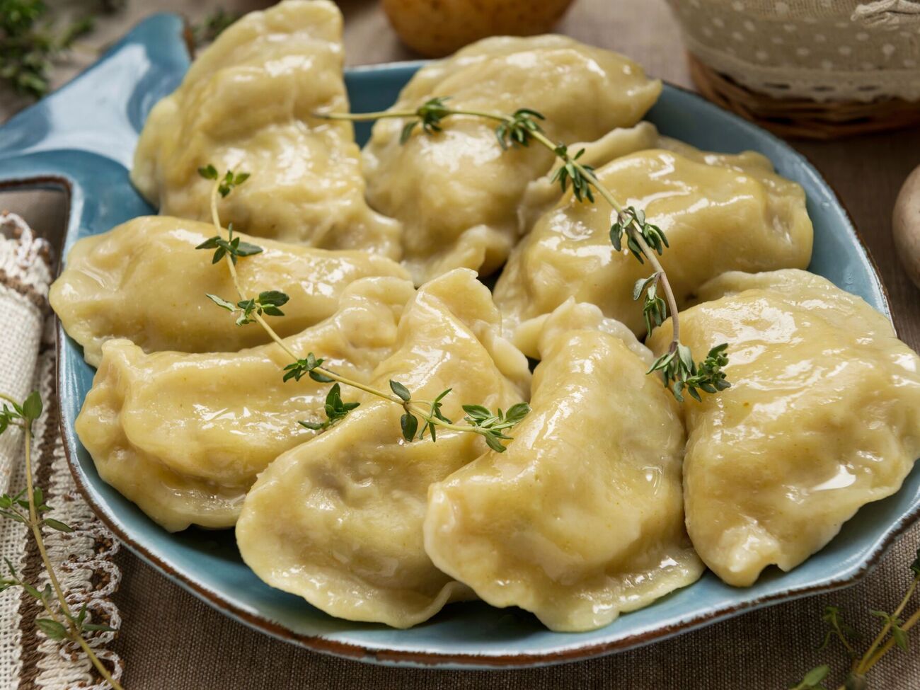 Це тісто потрібно готувати на основі кефіру