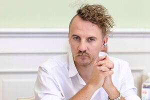 Клопотенко реагирует на хейт с юмором