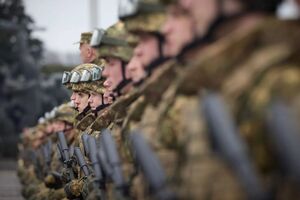 Лише одна частина НГУ закупила по 5 тис. кийків і наручників