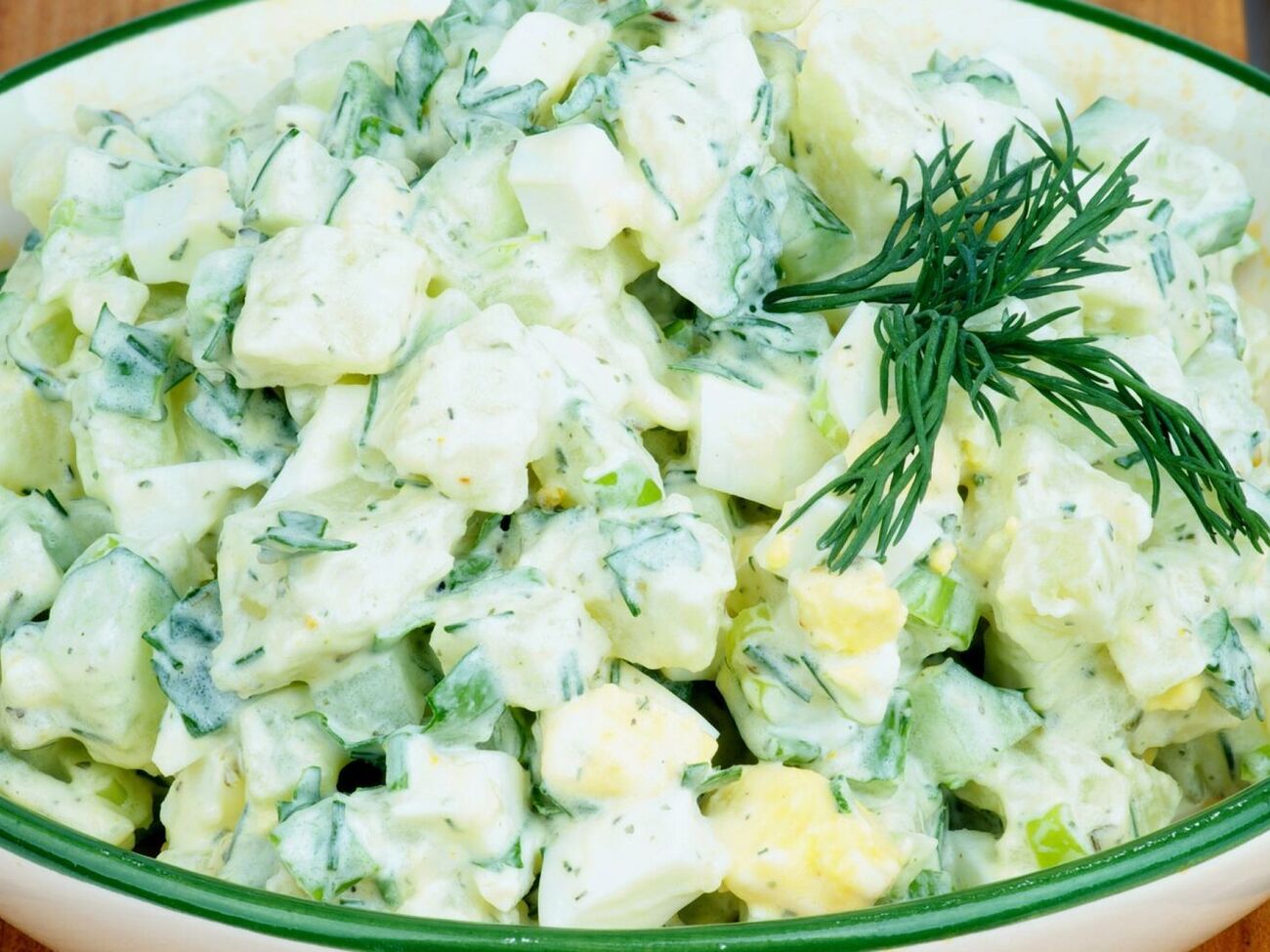 Для салату вам знадобиться 550 г кабачків