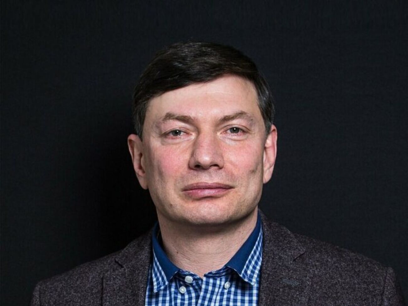 Пропаганда придумала какой-то День России. Странно, что не 1 апреля