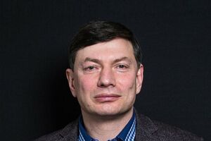 Пропаганда вигадала якийсь День Росії. Дивно, що не 1 квітня