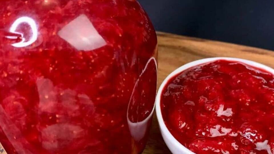 Під час варіння джему знімати пінку не потрібно