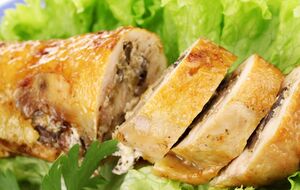 Завиванцы хорошо сочетаются с кашей или картофельным пюре