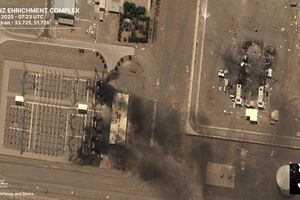 Супутникові фото ураженого заводу в Натанзі оприлюднив також британський дослідницький центр