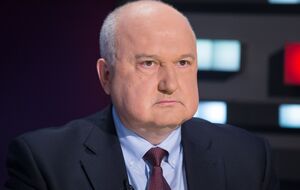 Современная Украина никоим образом не является "младшим братом" России. Совсем наоборот