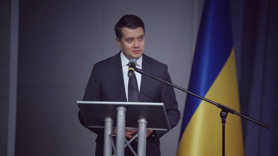 Разумков закликав Шмигаля піти у відставку