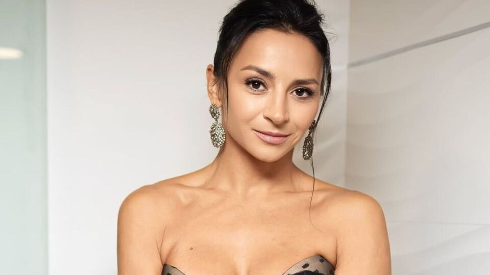 Гвоздева каждый день отжимается