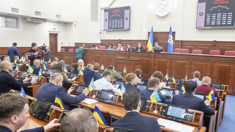 Заявления Витренко являются манипуляциями и введением людей в заблуждение, написал депутат Киевсовета Бондаренко