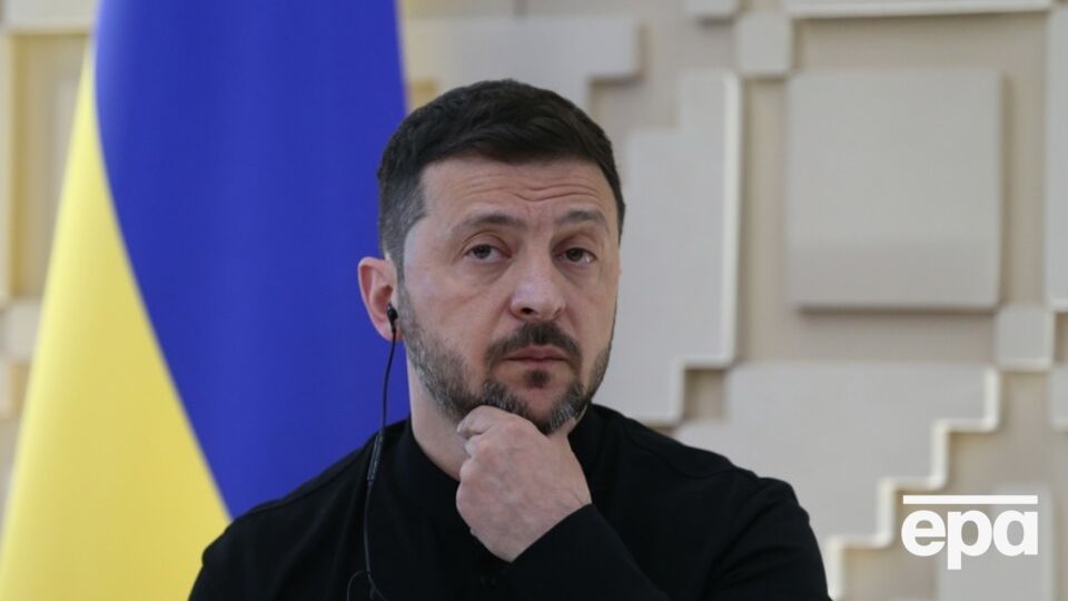 По словам Зеленского, по данным внешней разведки обучение может проходить в глубине Беларуси, чтобы не провоцировать