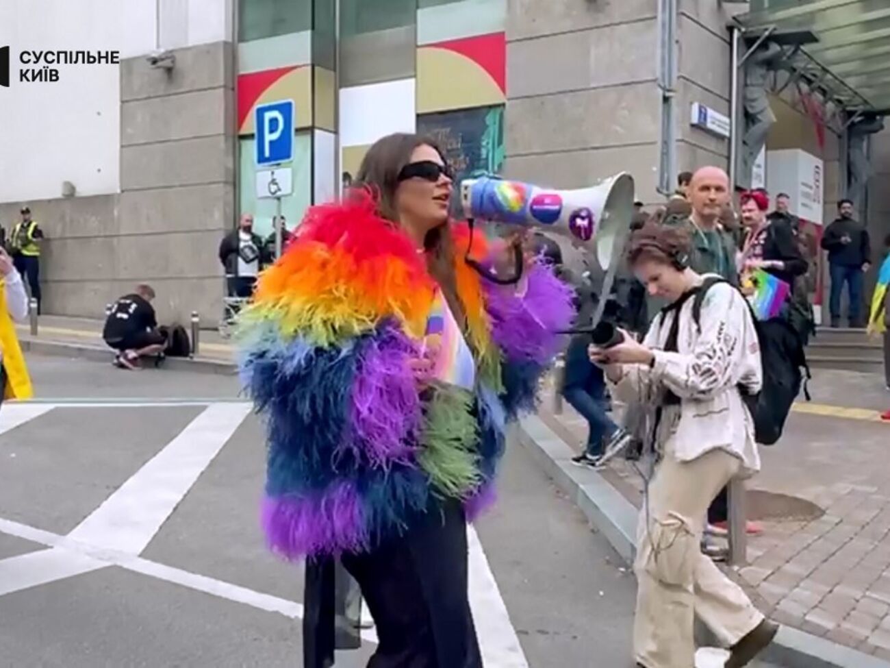 Быть собой – не преступление, декларировали участники прайда