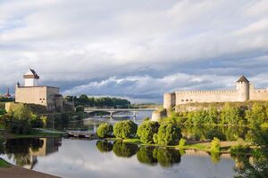 У Нарві переважає російське населення