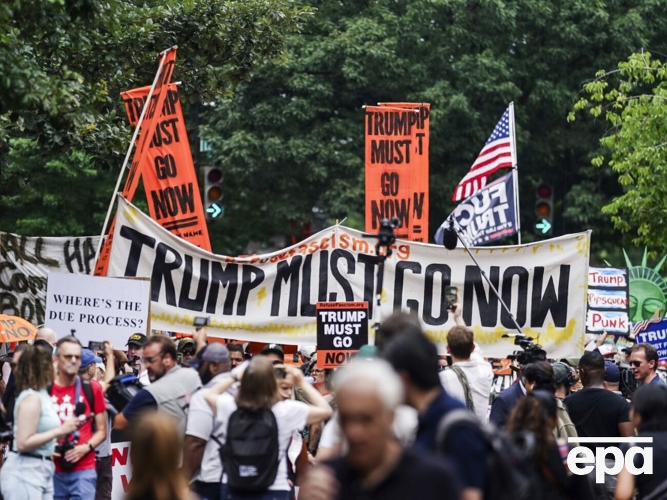 Американці вийшли на протест проти Трампа