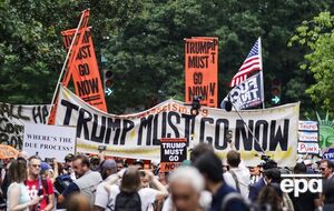 Американці вийшли на протест проти Трампа