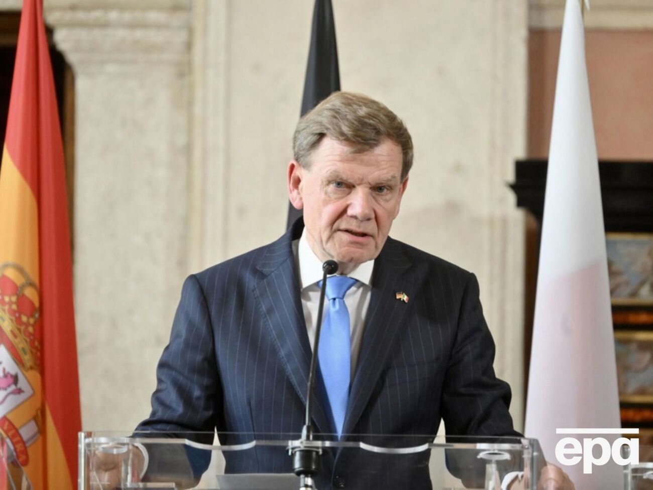 Вадефул выразил надежду, что конструктивные переговоры между странами все еще возможны