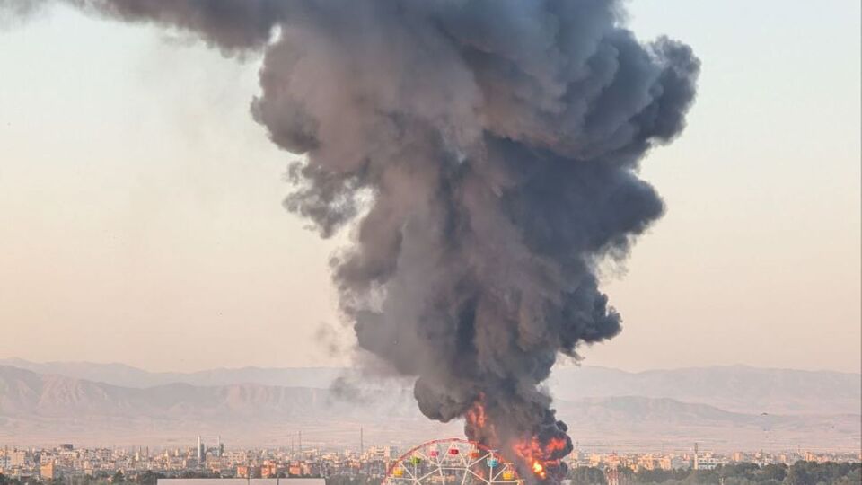 Аэропорт расположен в 2,3 тыс. км от Израиля