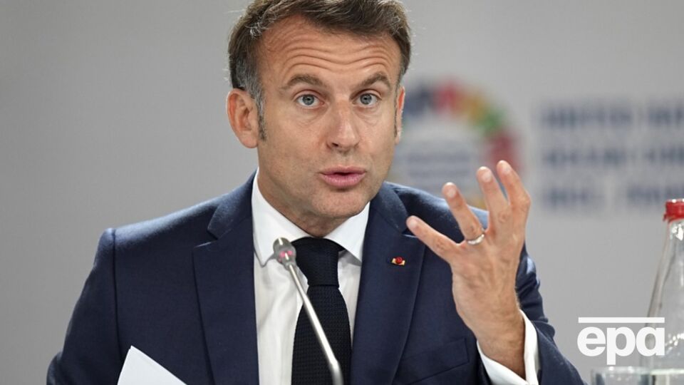 У РФ немає авторитету, вважає французький президент