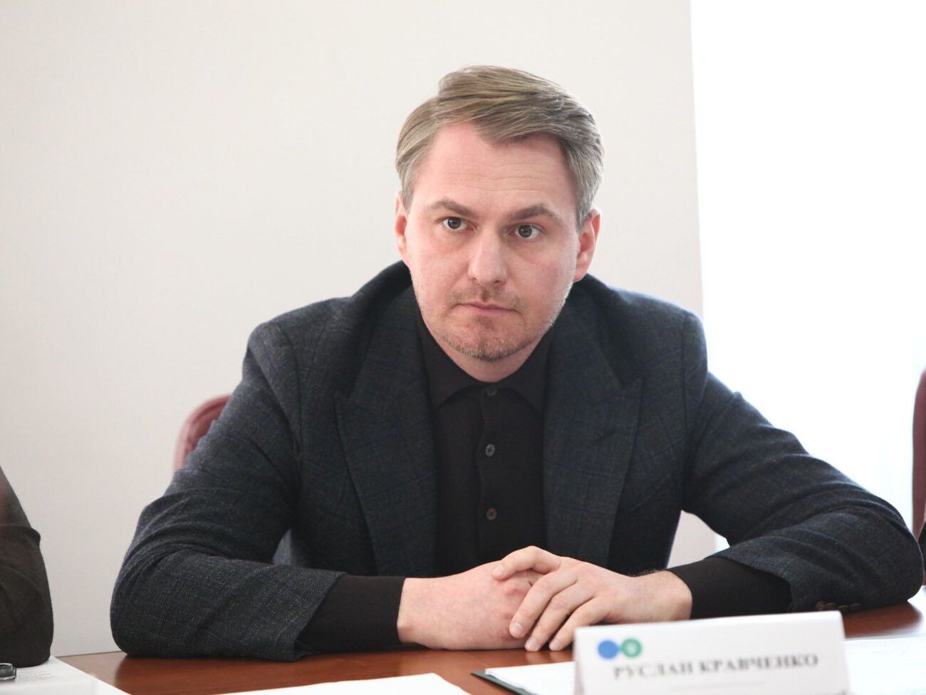 Кравченко сейчас возглавляет Налоговую службу Украины