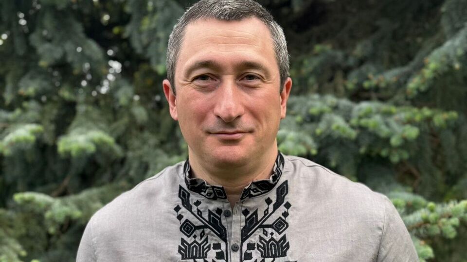 Чернышов 16 июня писал, что находится в Австрии по работе