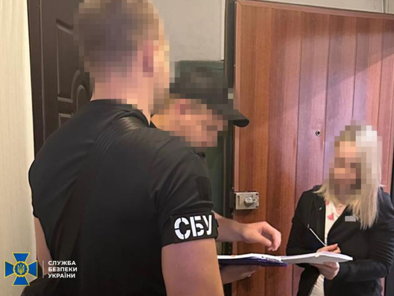 Підозрюваним загрожує до 12 років ув'язнення з конфіскацією майна