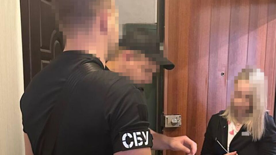 Підозрюваним загрожує до 12 років ув'язнення з конфіскацією майна