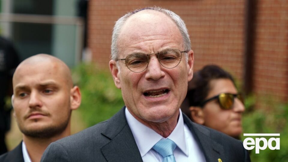 Лейтер анонсував "низку сюрпризів" найближчими днями