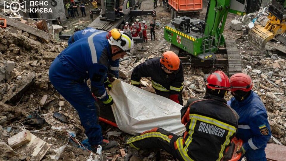 В Киеве подтверждены 13 погибших