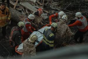 Усього в Києві загинуло 14 осіб і 117 постраждали, ідеться в повідомленні