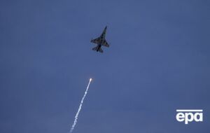 Израиль продолжает атаковать военные объекты Ирана