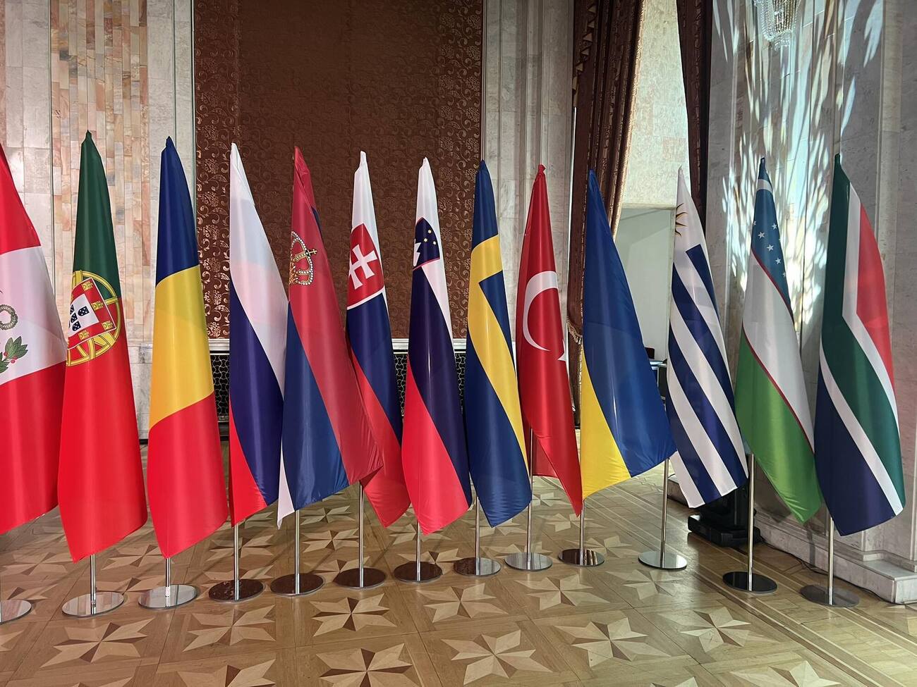 Украинская делегация считает такую "нейтральность" на Всемирном конгрессе вина в Кишиневе прямым попустительством агрессору