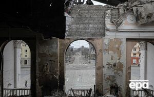 Окупанти вдарили по драматичному театру з мирними жителями 16 березня 2022 року