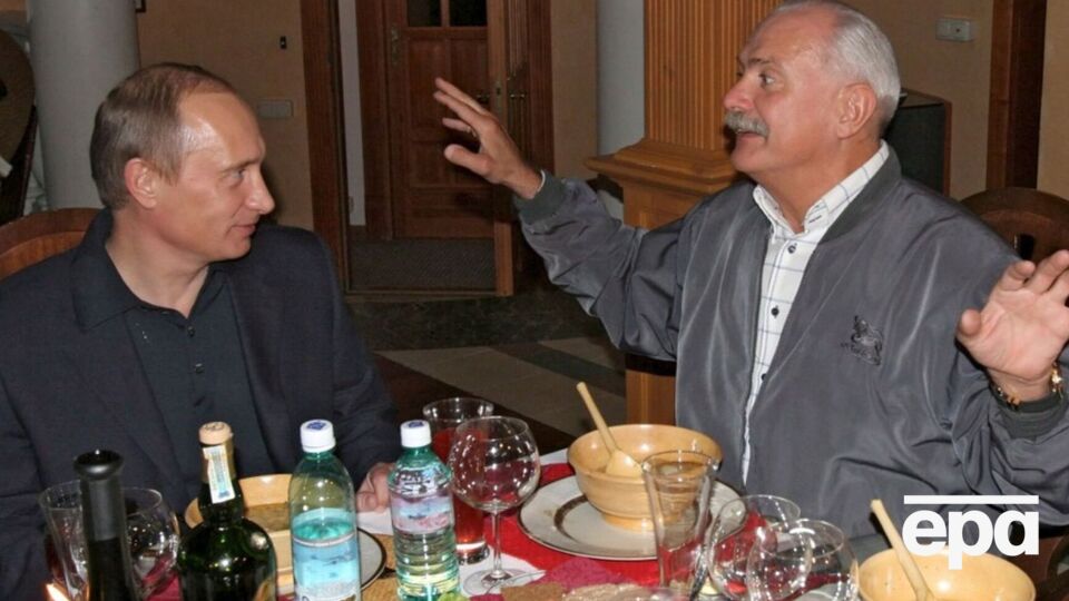 Михалков имеет доступ к Путину через общих друзей