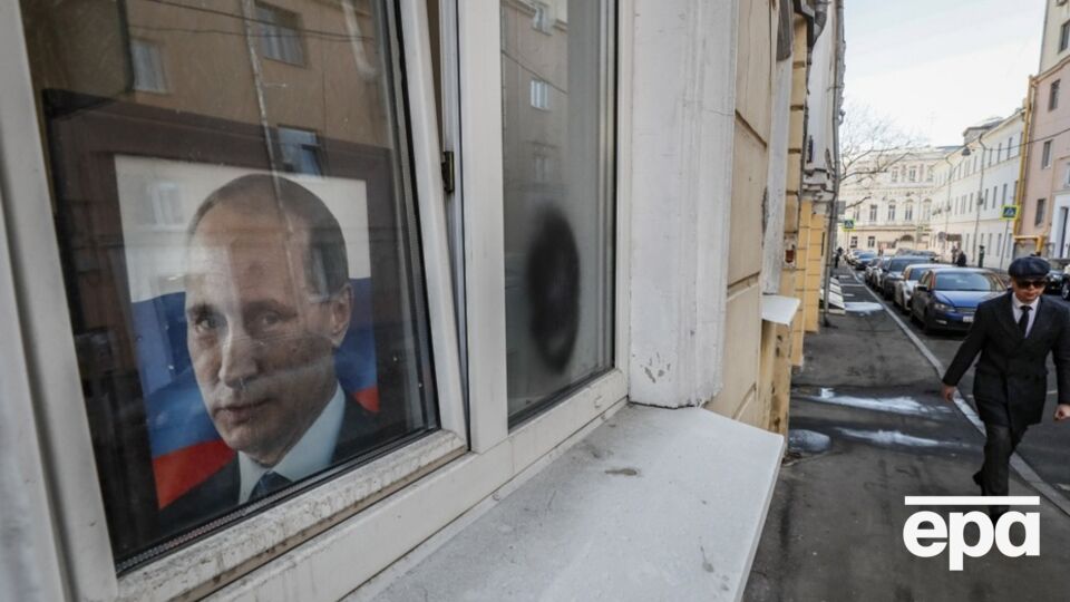 Путін залишається при владі у РФ уже 25 років