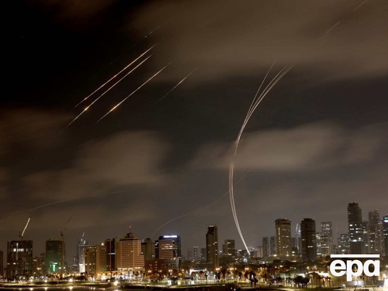 Иран использует более быстрые ракеты для ударов по Израилю