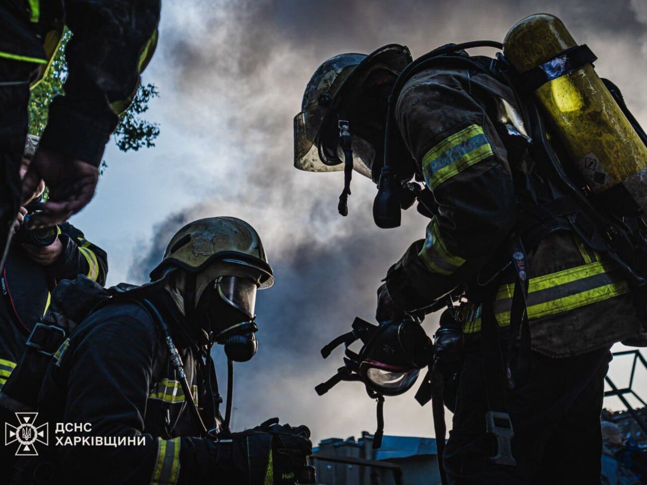 Росіяни вдарили по житлових районах Харкова