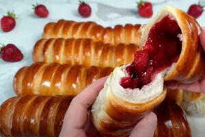 Выпекайте булочки 25 минут при 160 °С в режиме конвекции