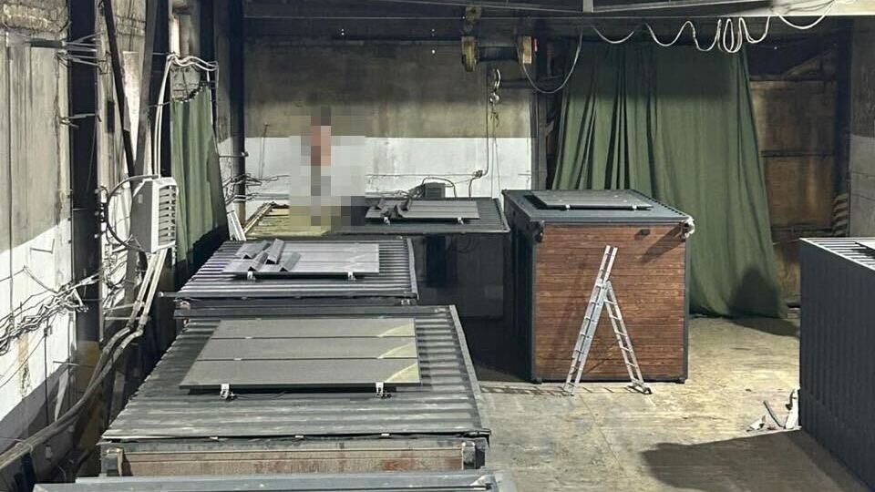 Росіяни заявили, що виявили склад, де зберігали дрони СБУ